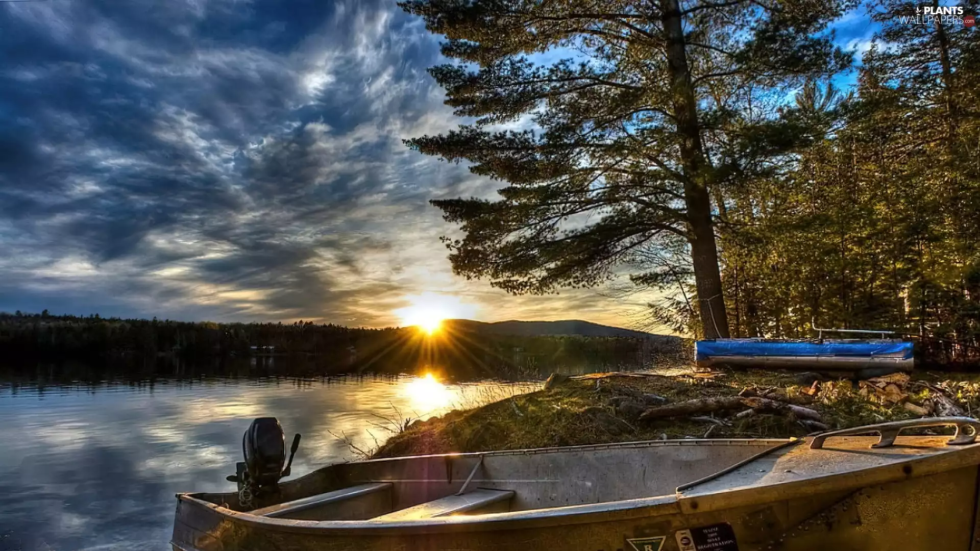 The setting, lake, bath-tub, sun