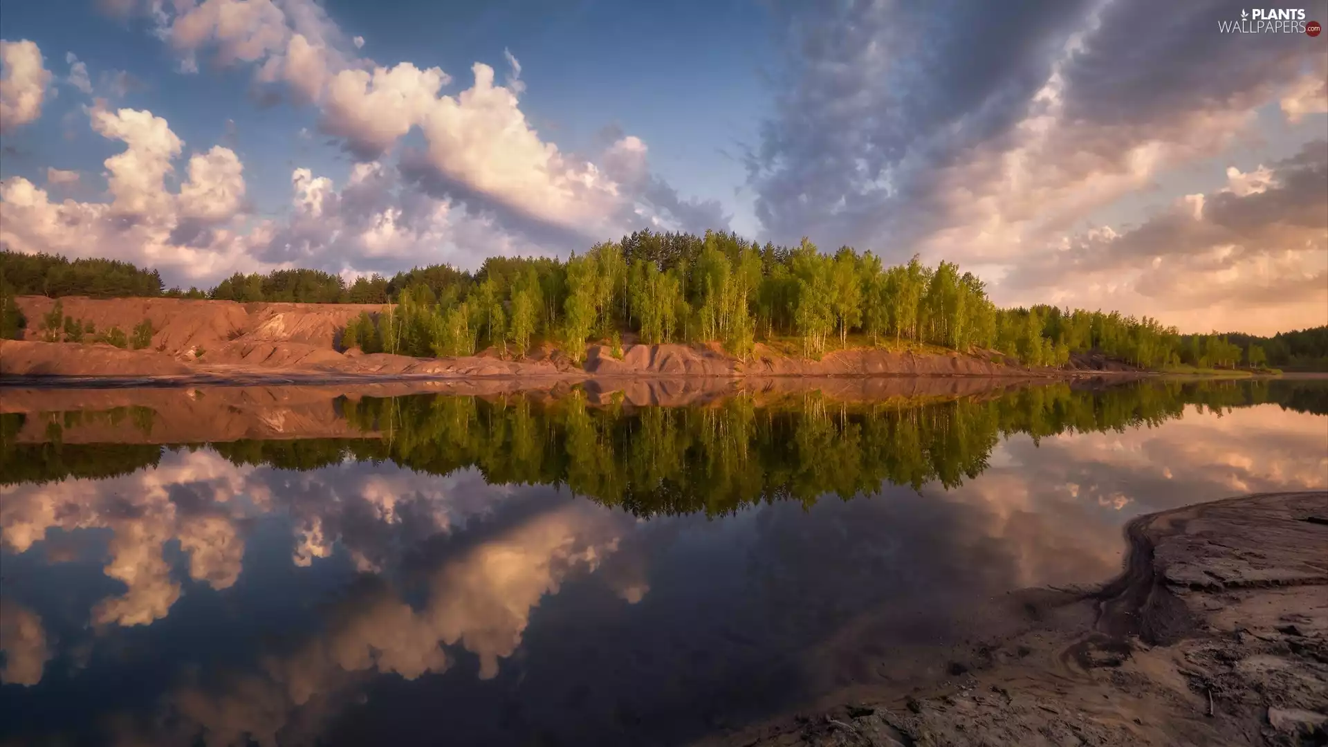 viewes, clouds, scarp, trees, lake
