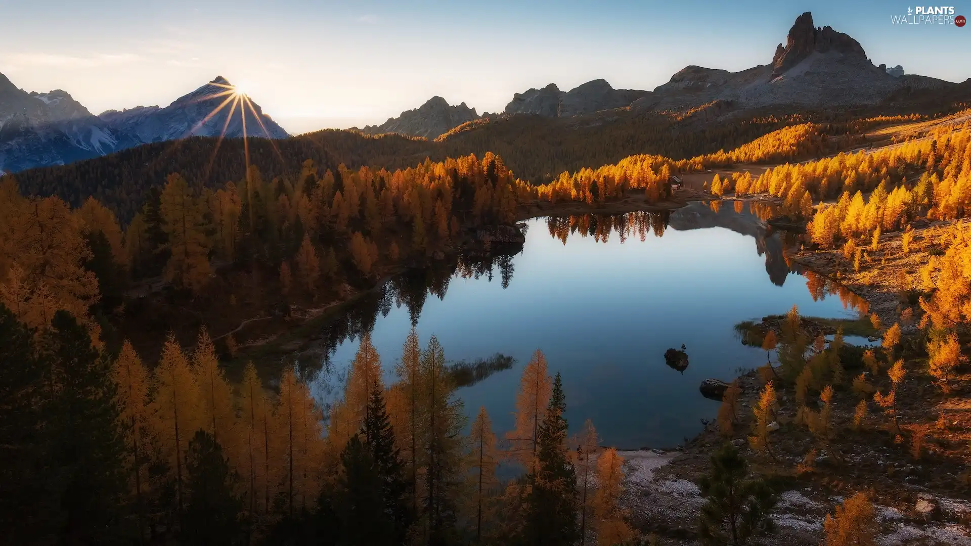 lake, Alps, trees, rays of the Sun, Mountains, autumn, viewes