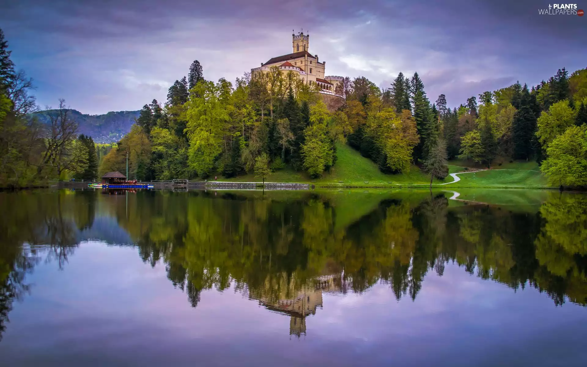 lake, Trakoscan Castle, trees, viewes, autumn, Coartia, clouds, reflection, Hill