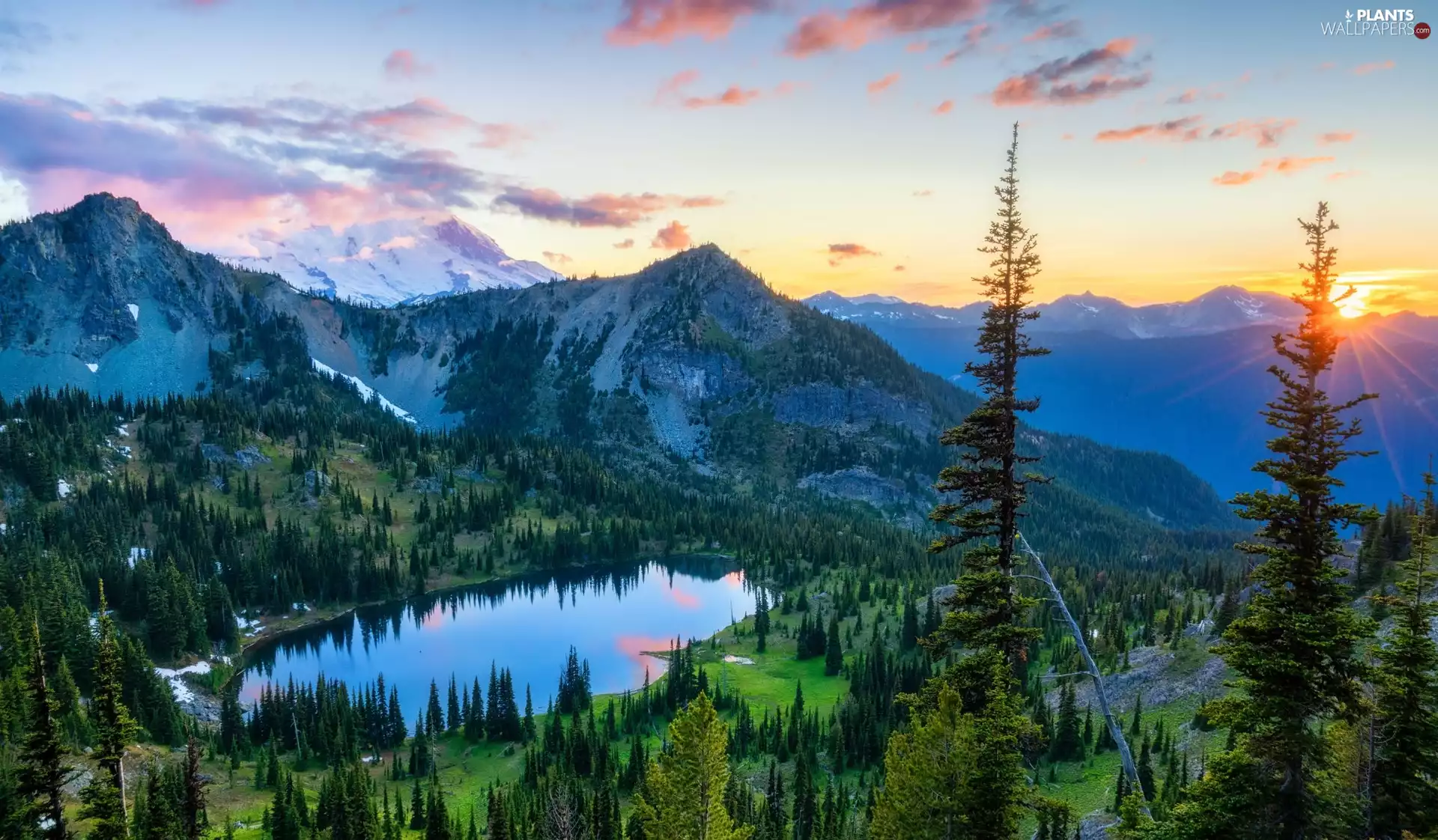 Crystal Lake, Mountains, trees, viewes, Washington State, The United States, clouds, Mount Rainier National Park, rays of the Sun