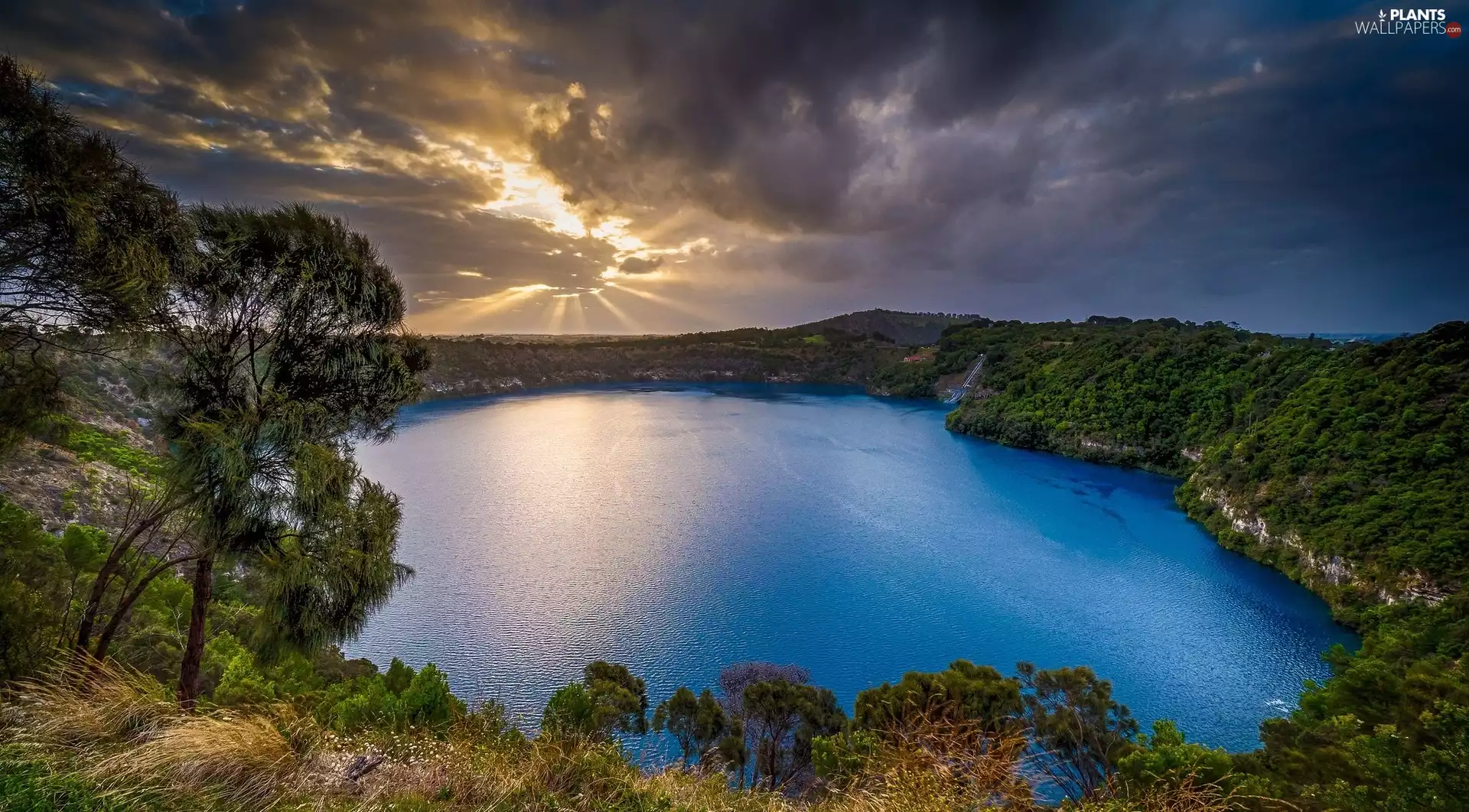 trees, Australia, clouds, light breaking through sky, viewes, Blue Lake